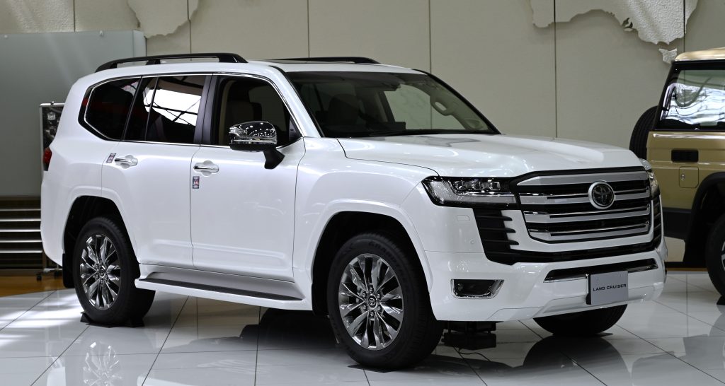 Toyota Land Cruiser 300